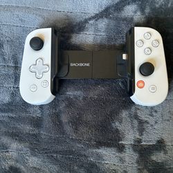 Backbone USB Gaming Controller 