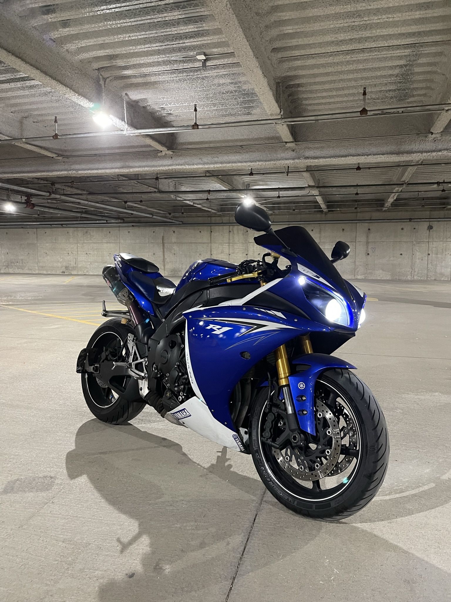 2011 Yamaha YZF R1