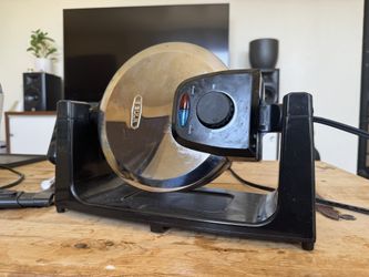 Waffle Maker 