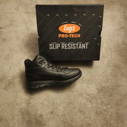 Lugs protect Tennis shoes.