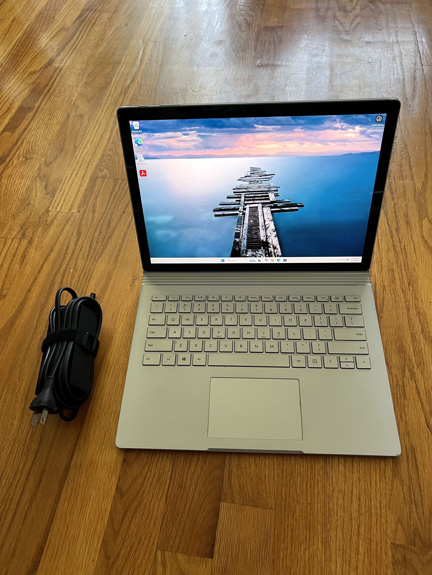 13.5 inches Surface Book Touchscreen 3K Laptop Win 11 Pro i5 6300U @2.4Ghz SSD 128Gb RAM 8Gb Microsoft Office 2021 Optional - Firmed Price - Work Gre