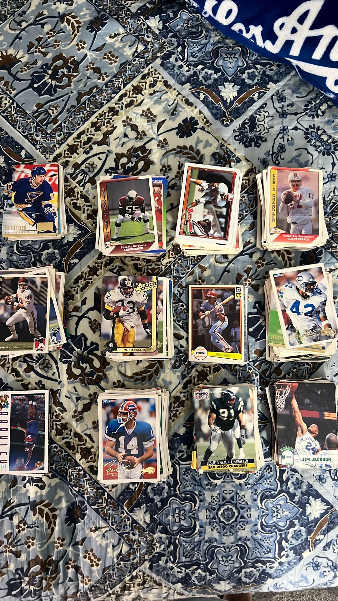 Football, Baseball, Hockey, Basketball Sports Cards