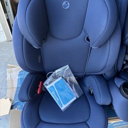 NEW! Maxi Cosi Rodi Sport car seat booster