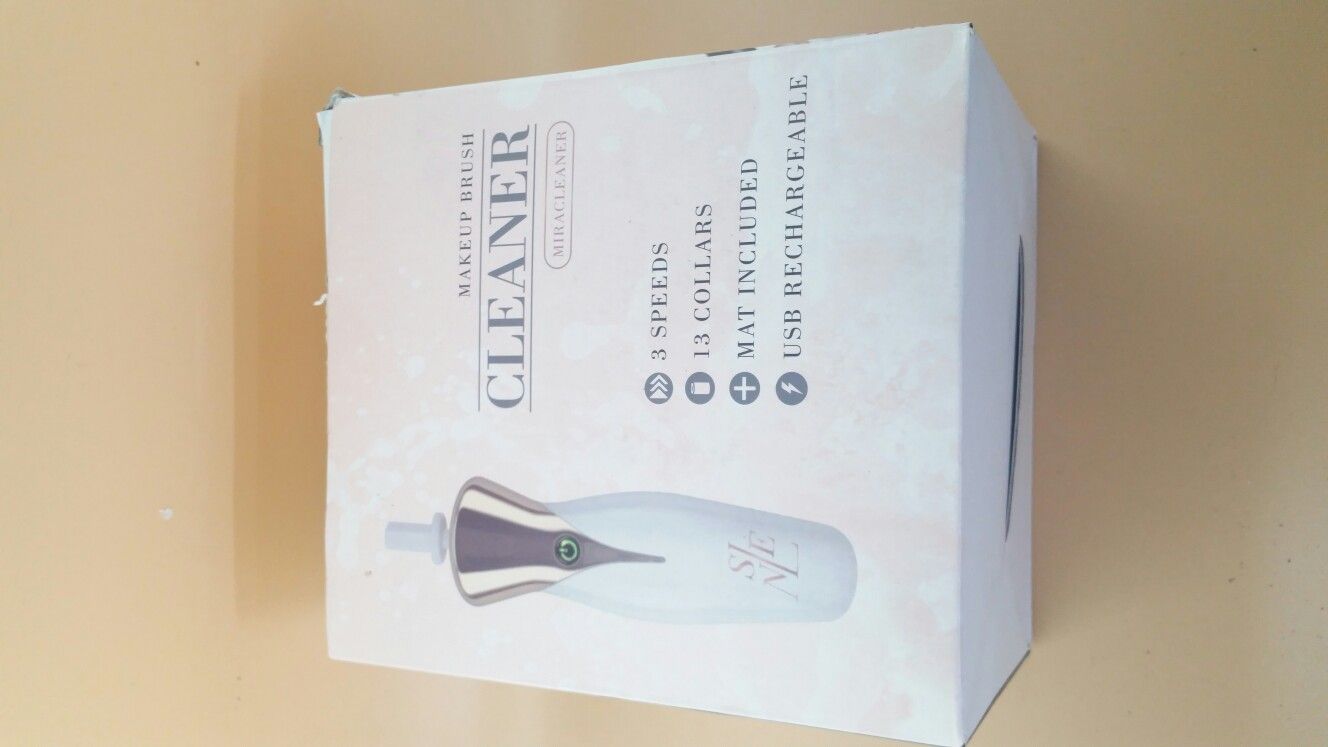 Makeup brush cleaning kit *brand new *