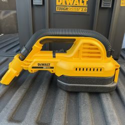 DEWALT 20V MAX Cordless 1/2 Gal. Wet/Dry Portable Vacuum (Tool Only) – $125 (Nuevo)