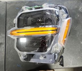 Ford F-150 F150 Headlight Left Driver Side 2024 2025 2026 Part $550