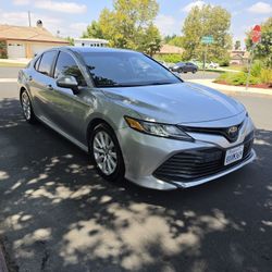 2020 Toyota Camry 