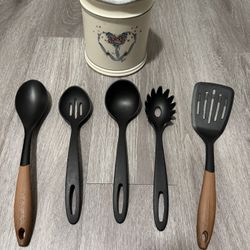 Kitchen utensils + Vintage 1997 handmade pottery kitchen utensil holder