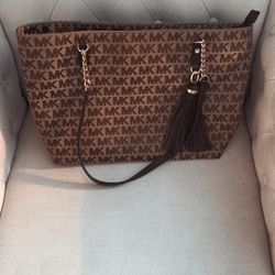Women’s MK Purse