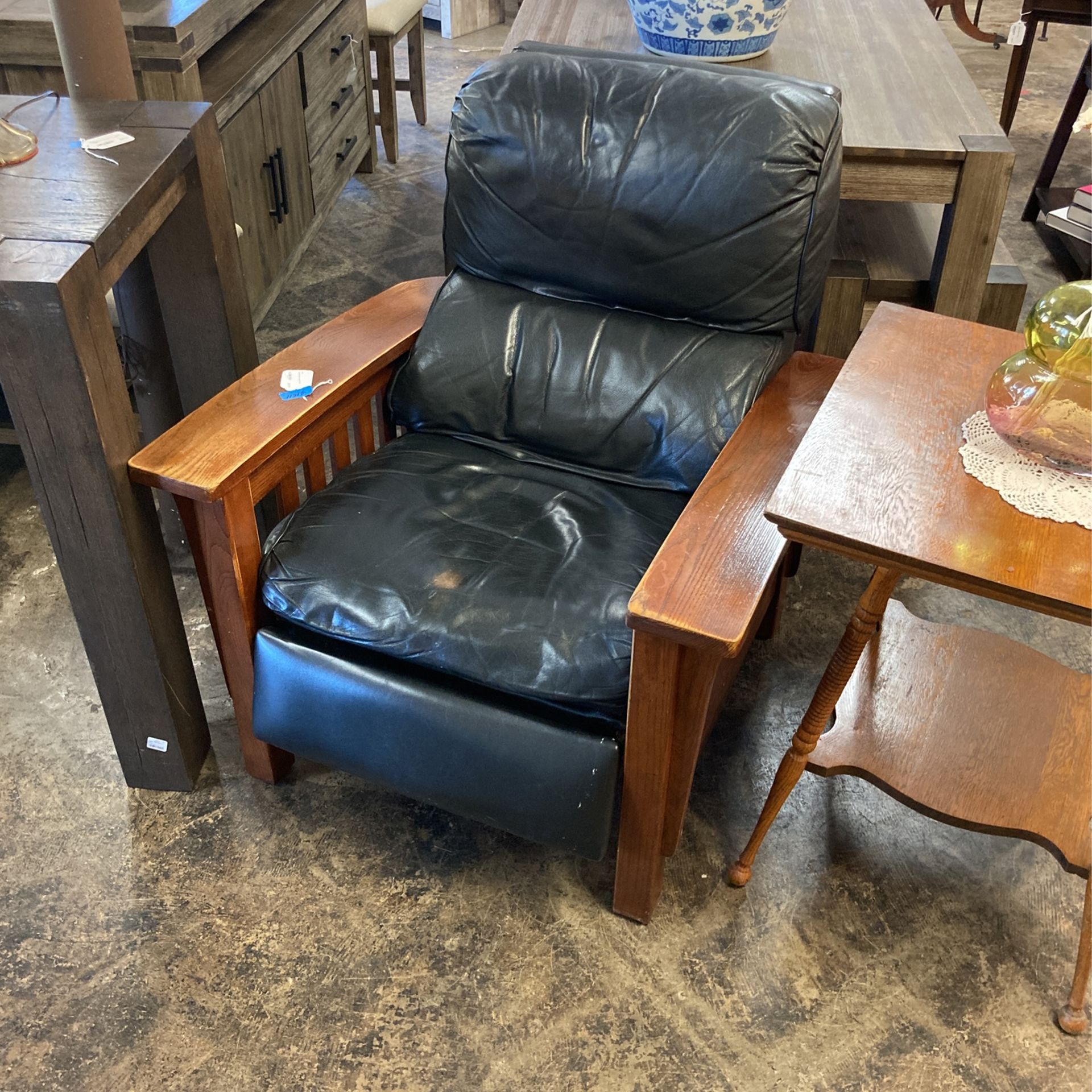 Craftsman Style Recliner for Sale in Long Beach, CA OfferUp
