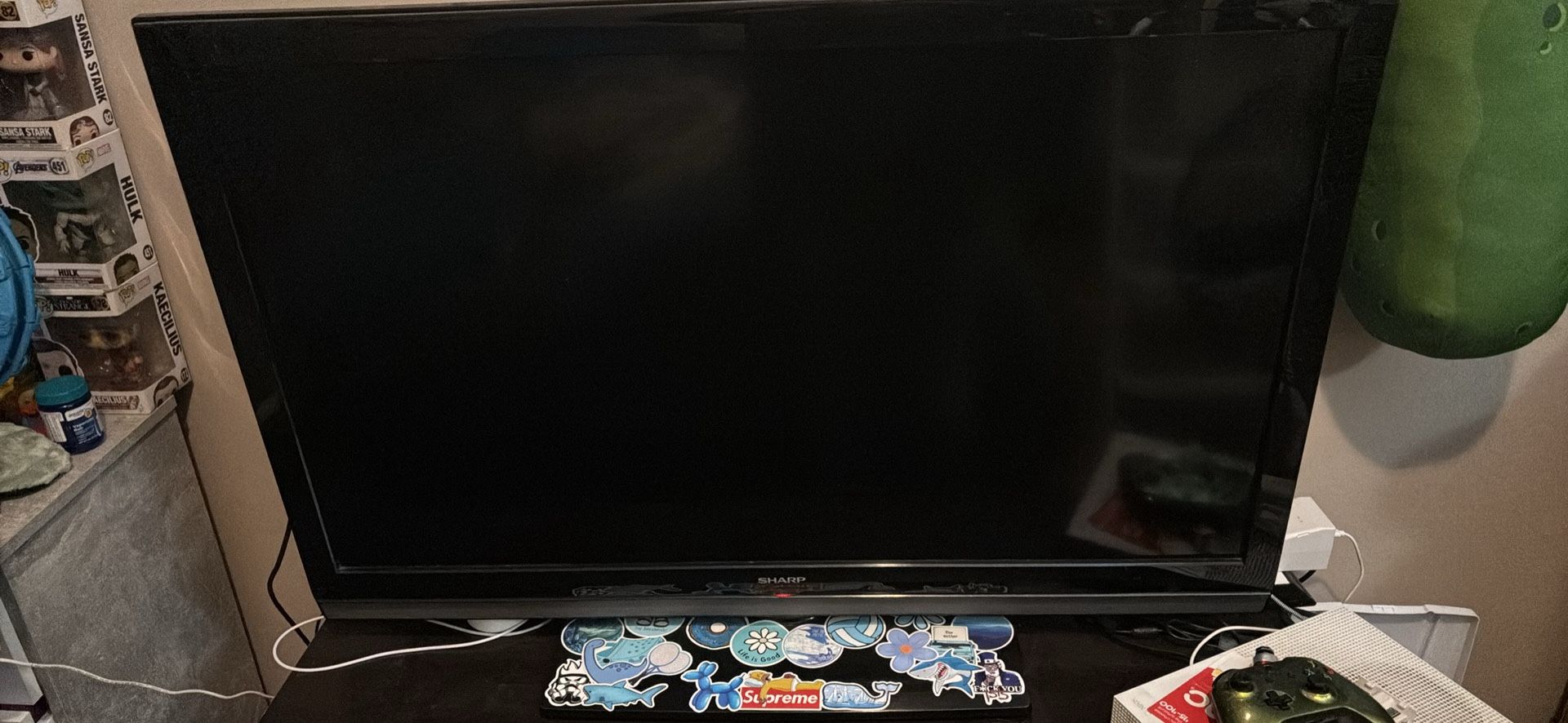 42” flat screen tv