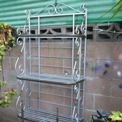 Shelves with wine rack 7ft x 3ft x 2ft