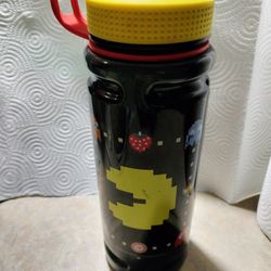 Pac-Man Zak Reusable Water Bottle 36oz .