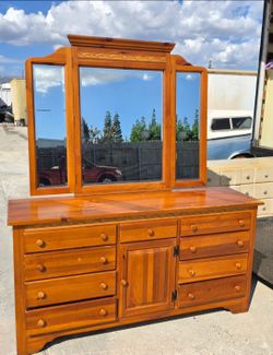 Solid Wood Dresser with Tri-Fold Mirror