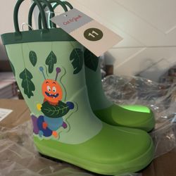 Cat and Jack boots 11c 