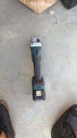 Makita grinder