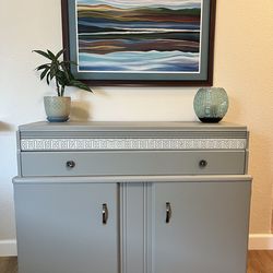 Vintage 1960’s American Buffet