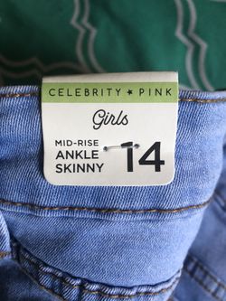 All brand new clothes never worn MAKE ME AN OFFER FOR ALL!!