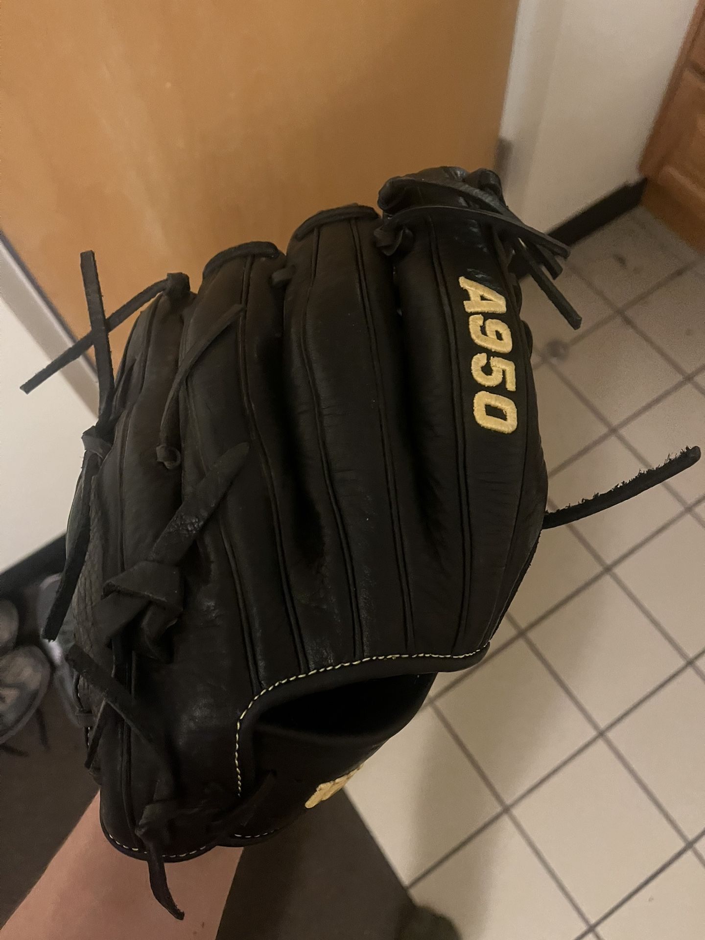 Baseball Glove Wilson A950
