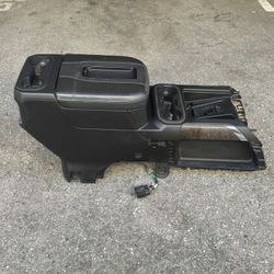 GMC Sierra Chevy Silverado Full Center Console