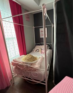 Pink Twin size bed
