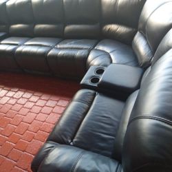 SECTIONAL GENUINE LEATHER RECLINER ELECTRIC ⚡ BLACK COLOR.. DELIVERY SERVICE AVAILABLE 💥🚚💥