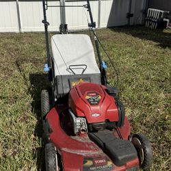 TORO 22” Lawnmower | Recycler with SmartStow
