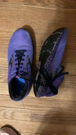 Women’s gym shoes