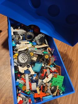BLUE  LEGO CLASSIC STACKABLE