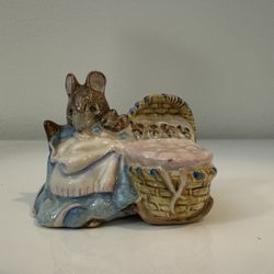 Vintage Beatrix Potter HUNCA MUNCA Figurine First Version Retired ~ F. Warne & Co. 1951 Beswick England Baby Gift Collectible