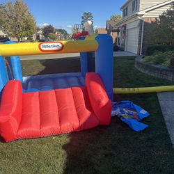 Little Tykes Junior Sport ‘n Slide Bouncer/bounce House
