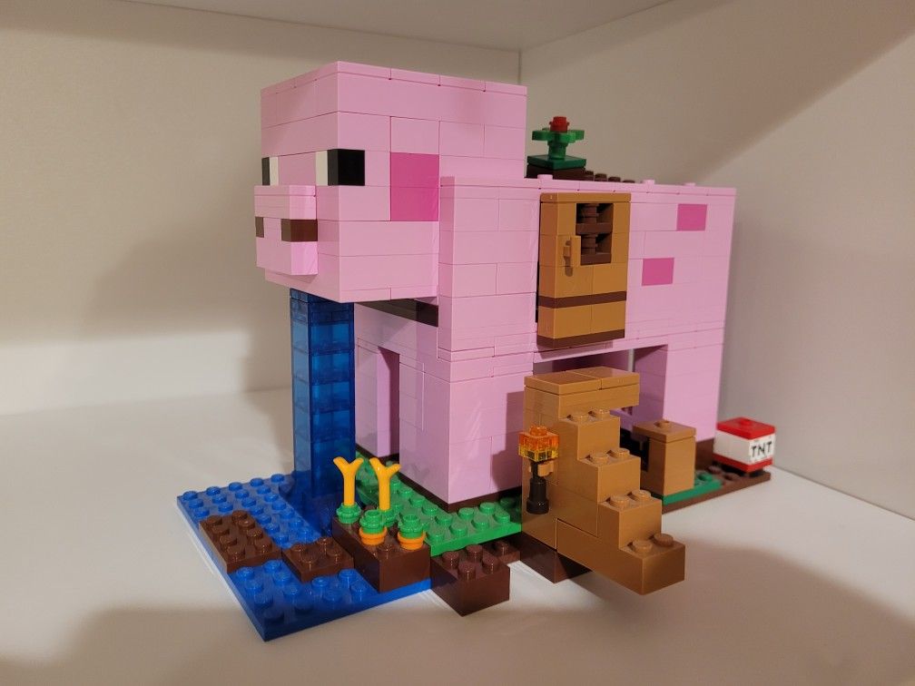 Lego Minecraft Pig House 21170 