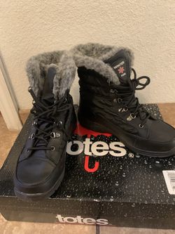 Totes, black snow boots