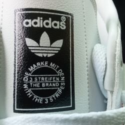 $80.00 Even! Sale Ends At 6pm Today!Hello Kitty x adidas Gazelle Indoor 50th Anniversary  size 6  a limited edition