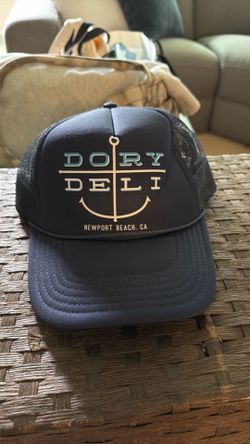 Hat / trucker hat