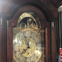 Howard^Miller Grandfather Clock