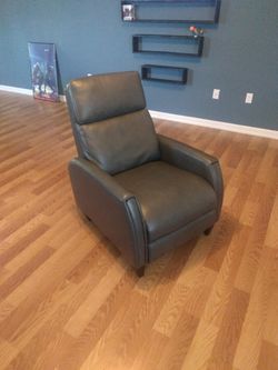 DARK GREY LEATHER RECLINER