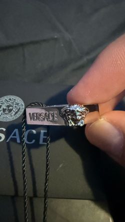 Men’s Versace Medusa ring
