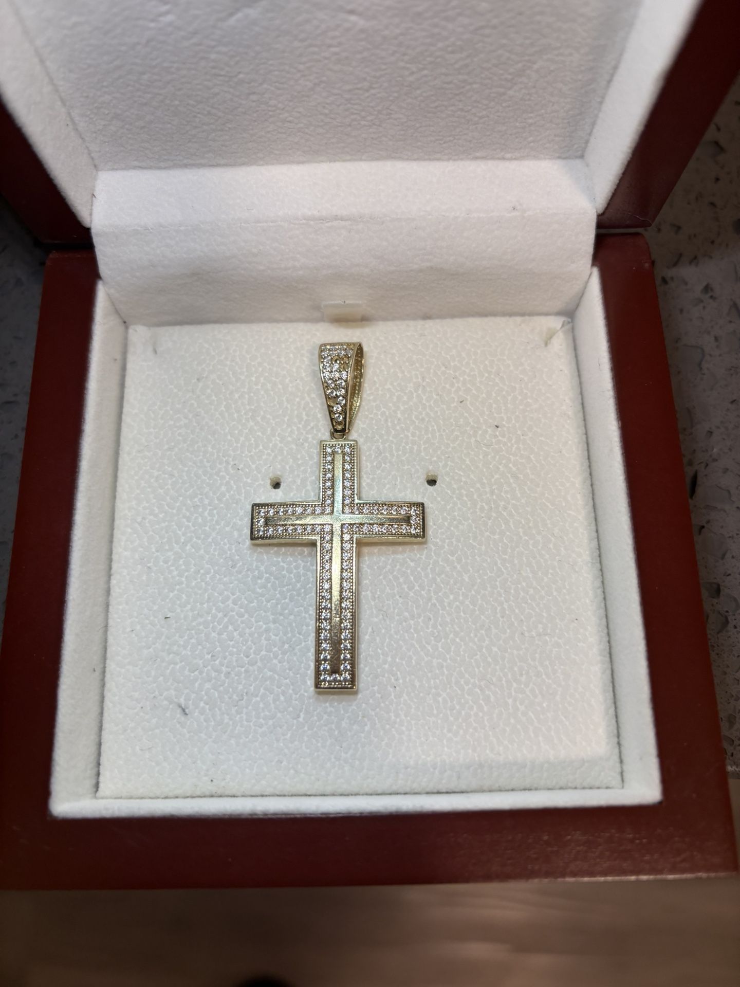 14k gold pendant