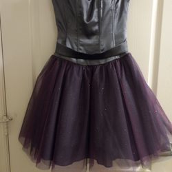 Prom Dress. Size 8. Small Jr's. Worn 1 Time. Nice! Was $160. 