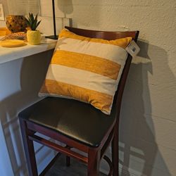 Bar Stools And pillow 