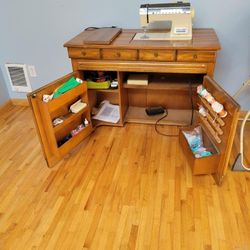 Singer Athena 2000 Sewing Machine