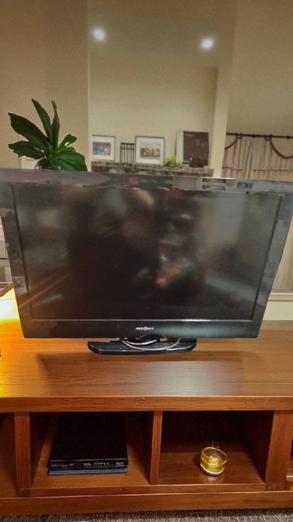 32-in TV