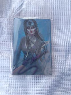 RARE AF. El Vira Knott's magnets. Limited edition. CHASE ITEM.