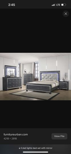 Gray Bed-set w/ LED lights! For Sale