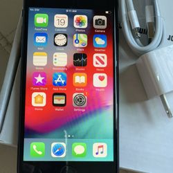 Factory unlocked apple iphone 7 128 gb, sold with warranty 