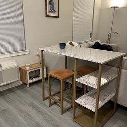 Island table with chairs