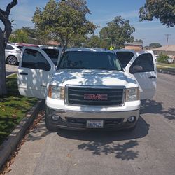 2009 GMC Sierra 1500 4x4 Super Solid