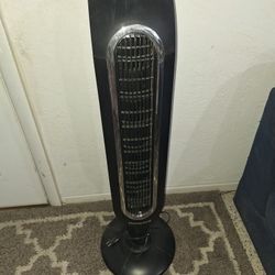 Honeywell Fresh Breeze Oscillating Tower Fan W/ Ionizer
