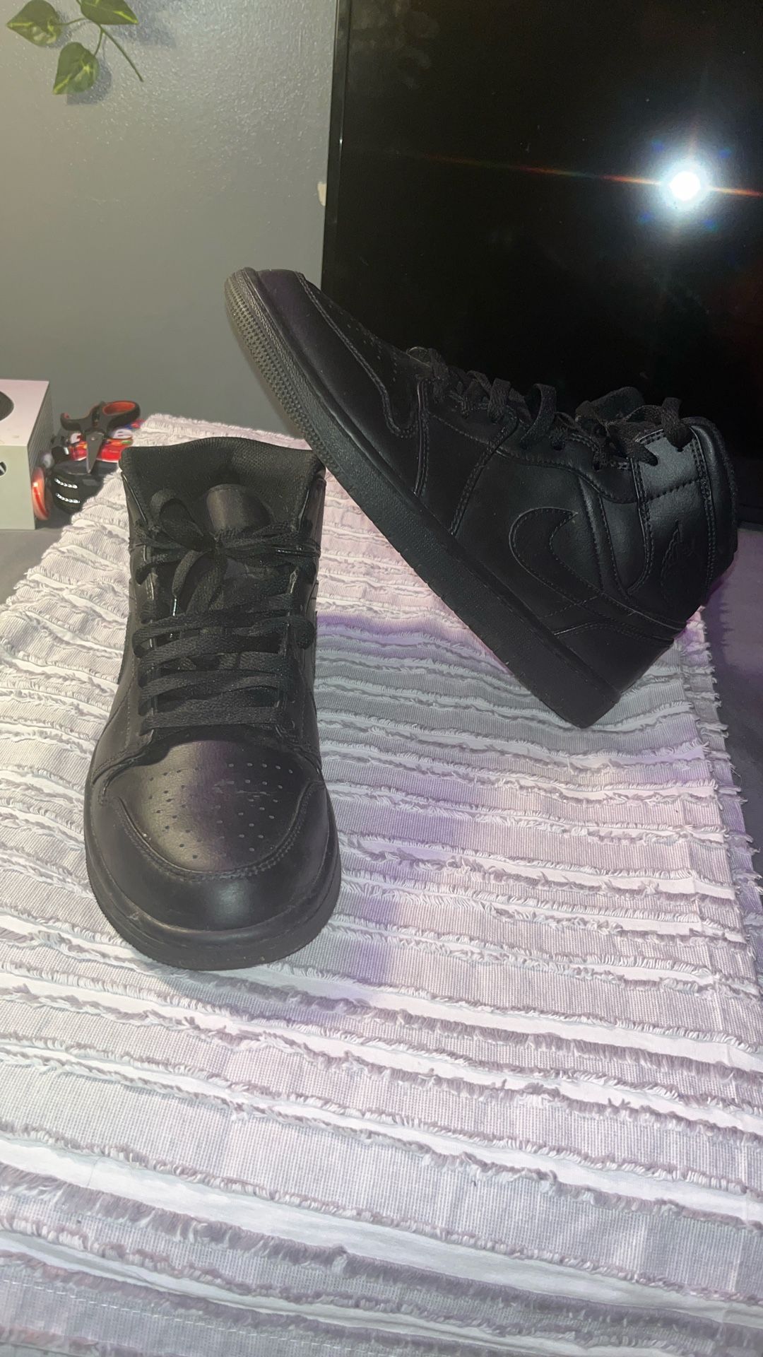 Air Jordan Retro 1’s Black